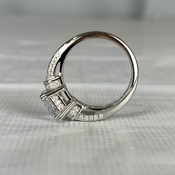 Sterling Silver Radiant Cut CZ Ring - Picture 4 of 6